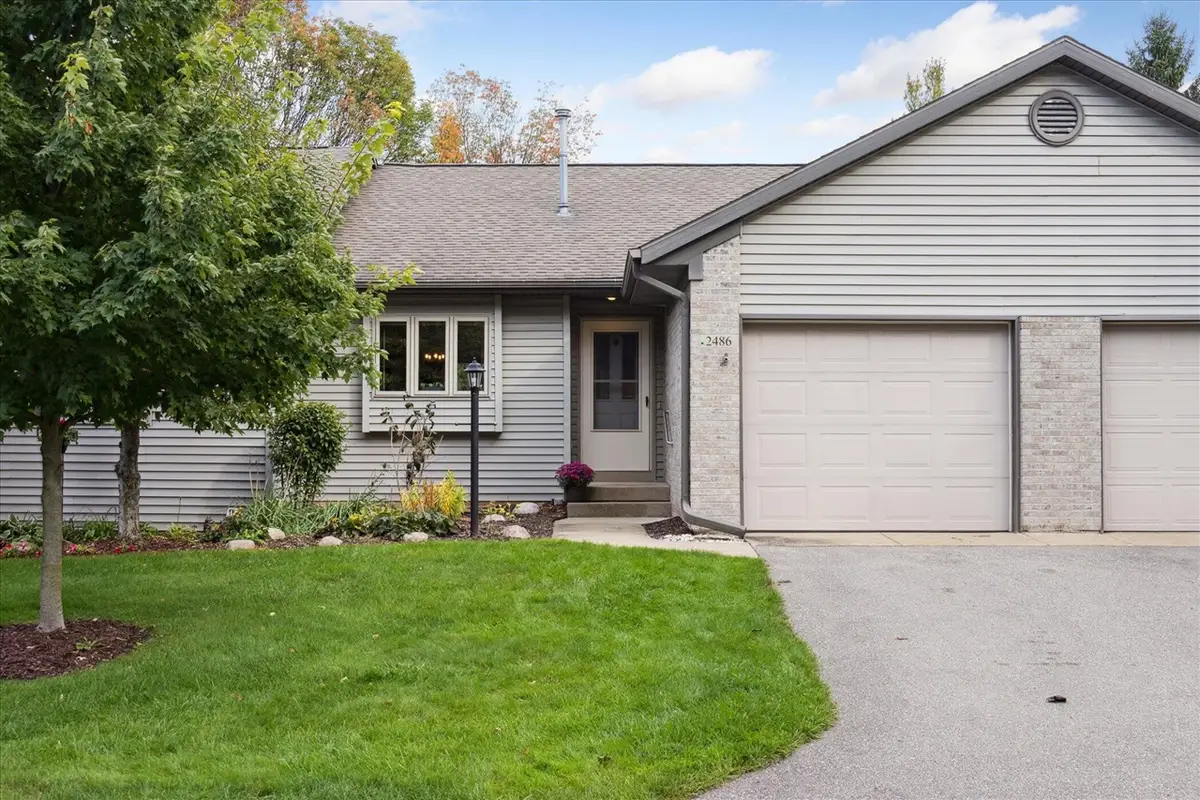 2486 Falcon Pointe, Walker, MI 49534 - Image #1