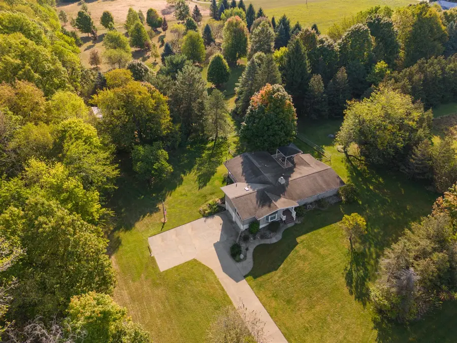 187 S Behnke, Coldwater, MI 49036 - Image #3