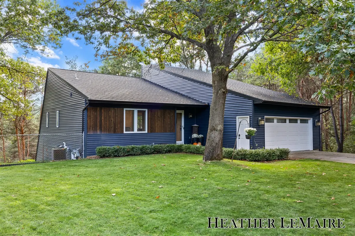 5865 Egypt Valley, Belmont, MI 49306 - Image #1