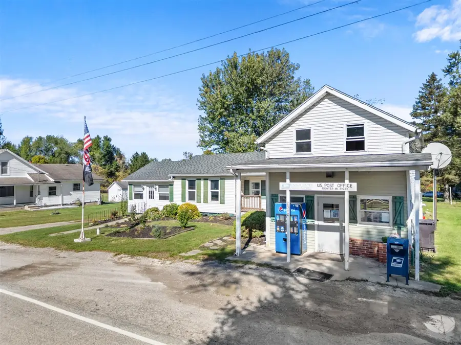 2342 E Montgomery, Hillsdale, MI 49242 - Image #3