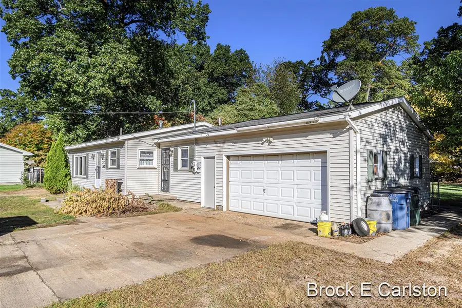 1960 Nielwood, Muskegon, MI 49445 - Image #3