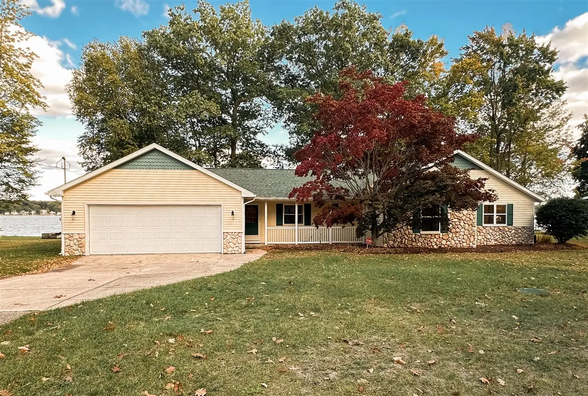 2582 W Bay, Sand Lake, MI 49343 - Image #1