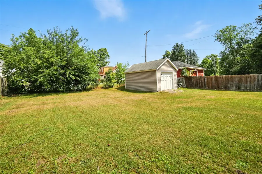 332 W Upton, Reed City, MI 49677 - #3