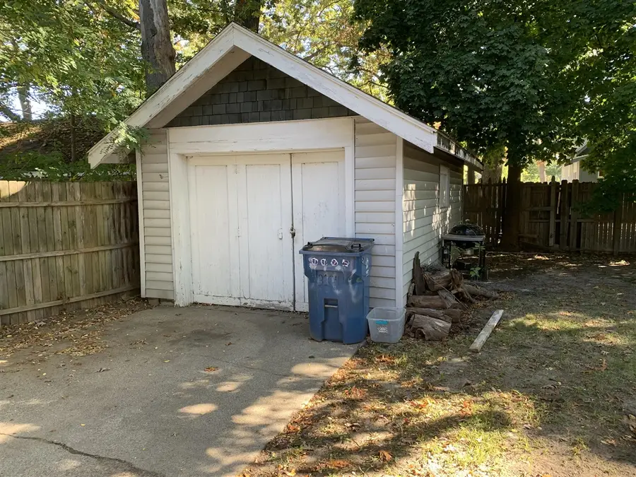 3104 Sanford, Muskegon Heights, MI 49444 - #3