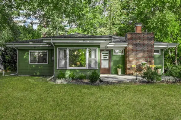 310 W Detroit, New Buffalo, MI 49117