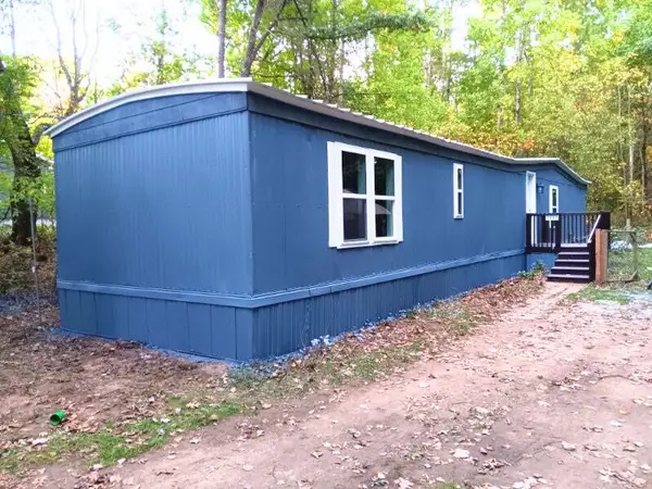 2440 N Mundy, White Cloud, MI 49349