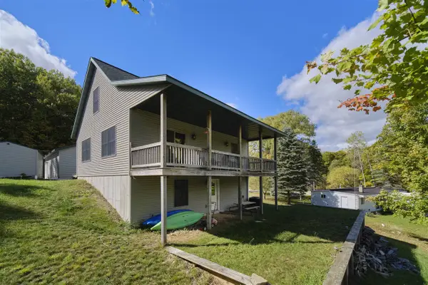 6124 N Larson, Fountain, MI 49410