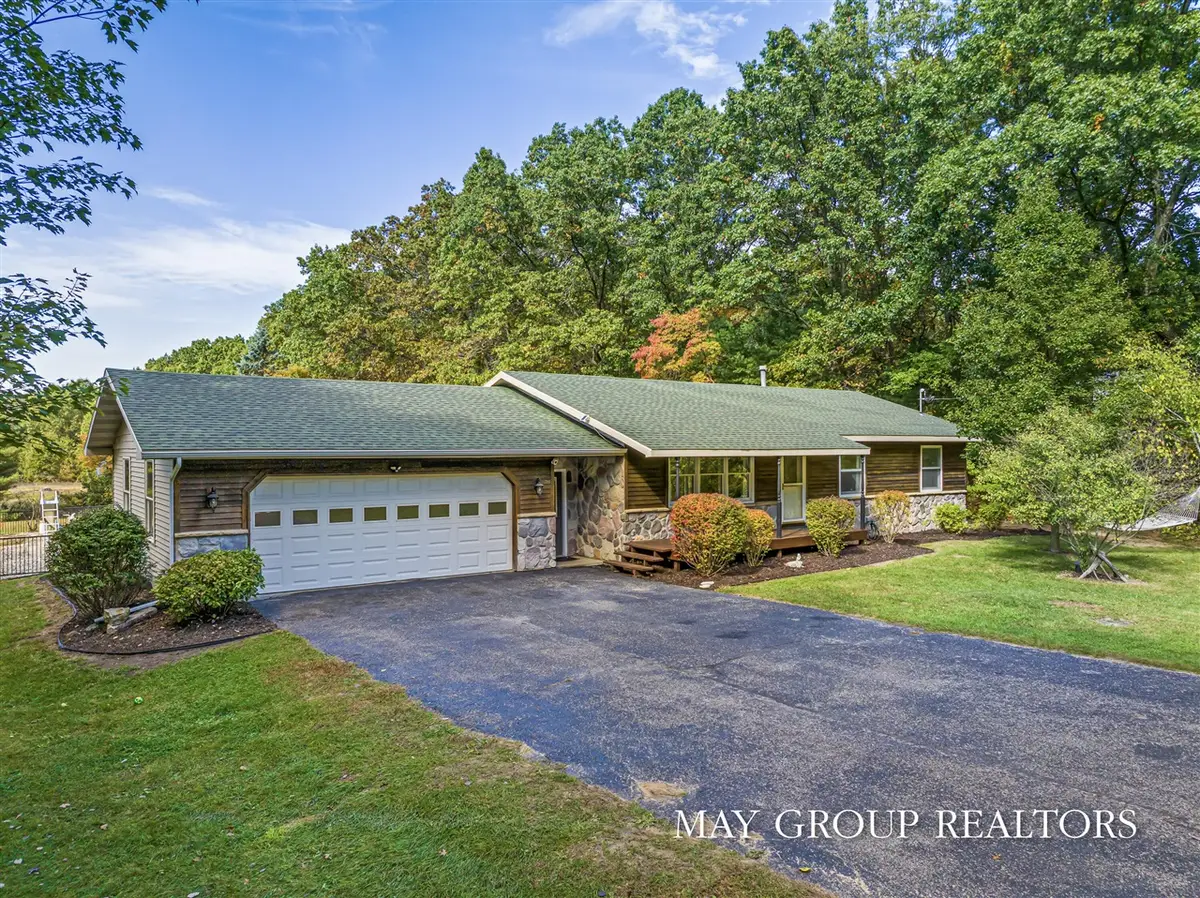 11701 Montcalm, Greenville, MI 48838 - Image #1