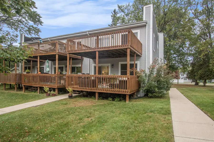 7374 North Shore #16, South Haven, MI 49090 - #2