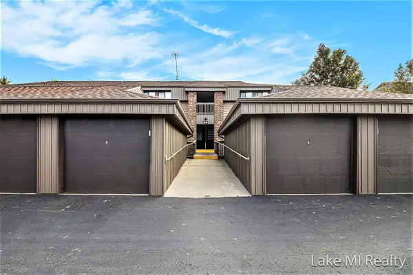 2919 Byron Center #F, Wyoming, MI 49519