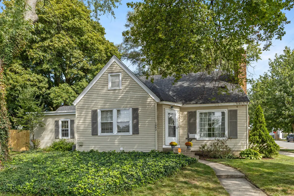 1662 Rossman, Grand Rapids, MI 49507 - Image #1