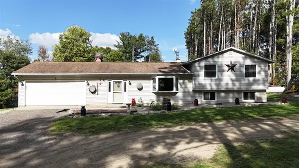 26068 Mckenzie, Dowagiac, MI 49047