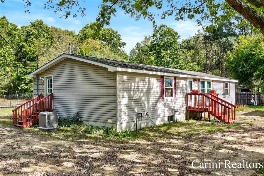 3215 136th, Hamilton, MI 49419 - Image #2