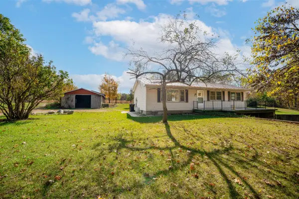 297 4th, Plainwell, MI 49080