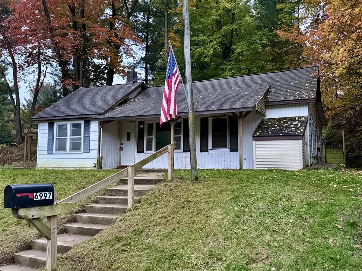 6997 Herrington, Belmont, MI 49306 - Image #1