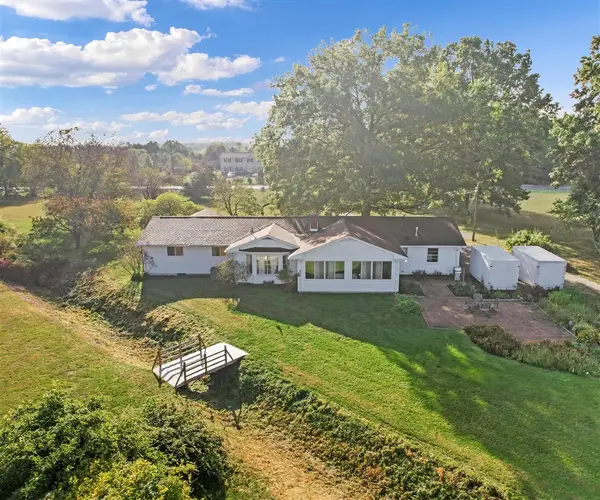 14359 S Dixie, Monroe, MI 48161