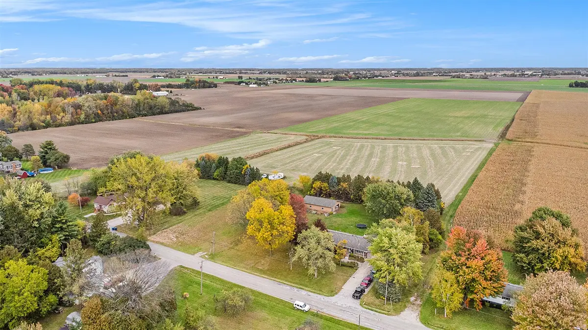 2749 8 Mile, Auburn, MI 48611 - #1