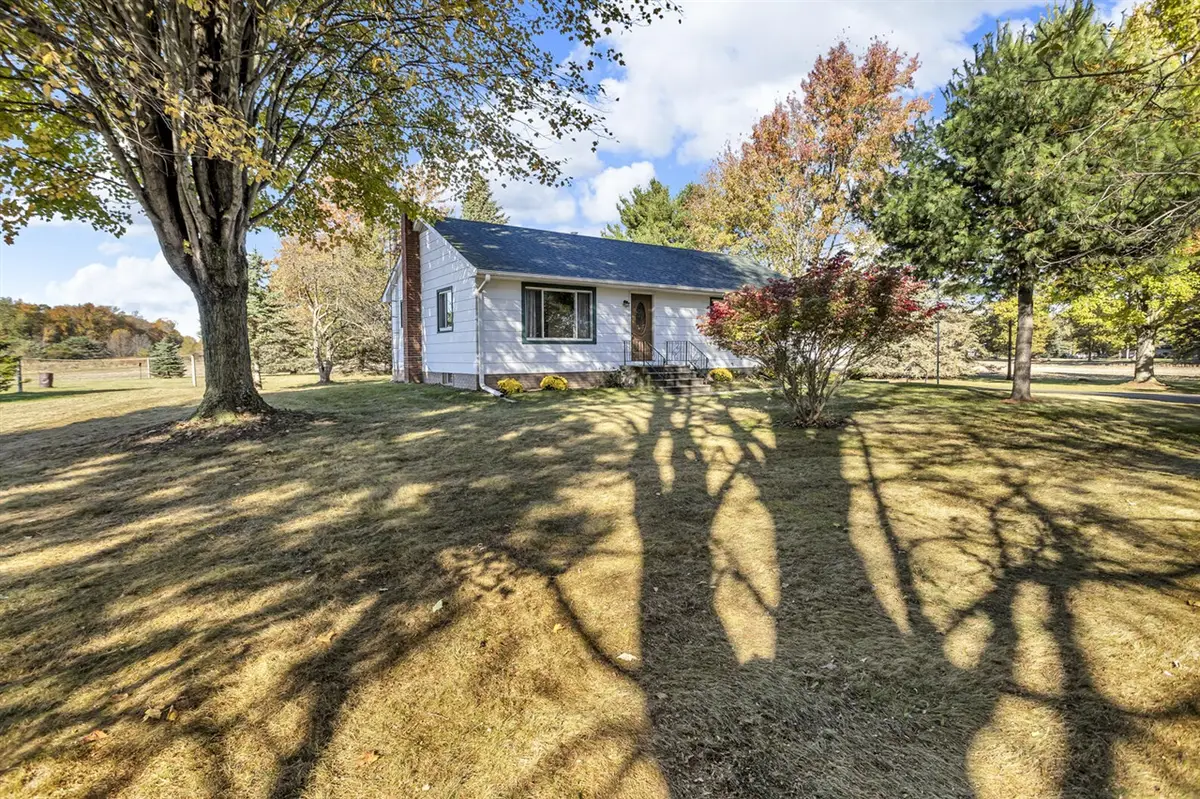 7794 Napoleon, Jackson, MI 49201 - Image #1