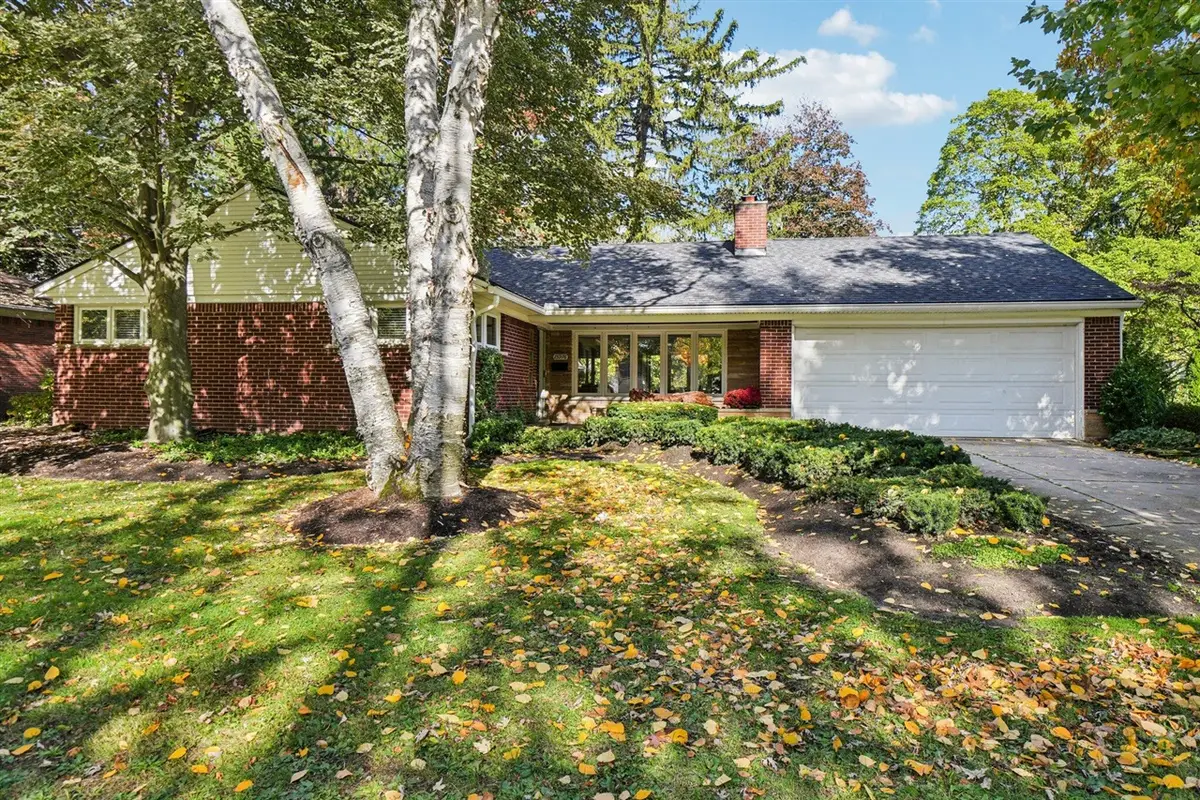 15976 Lauderdale, Beverly Hills, MI 48025 - Image #1