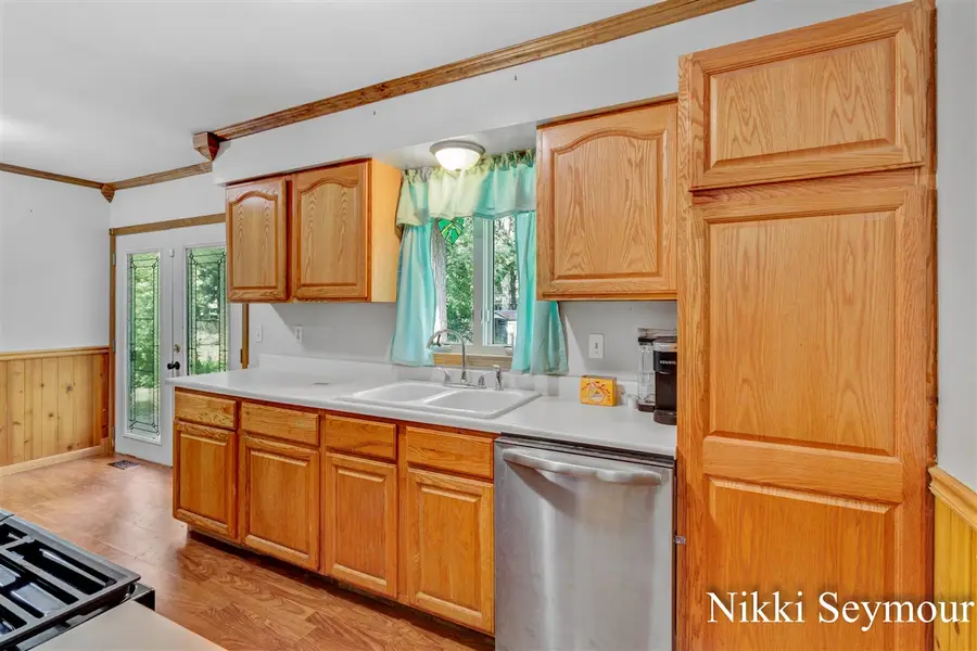 7717 N Carefree, Whitehall, MI 49461 - Image #3