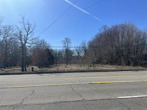 3059 E Apple, Muskegon, MI 49442