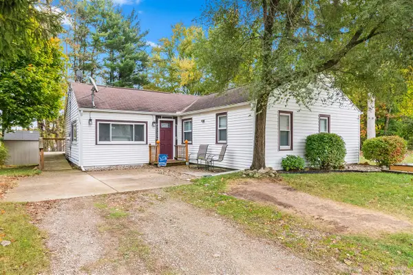 1125 Hickory, Hillsdale, MI 49242