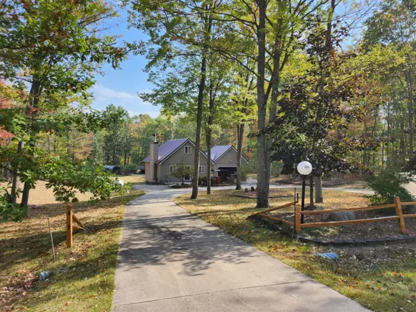 108 Deerwood, Roscommon, MI 48653