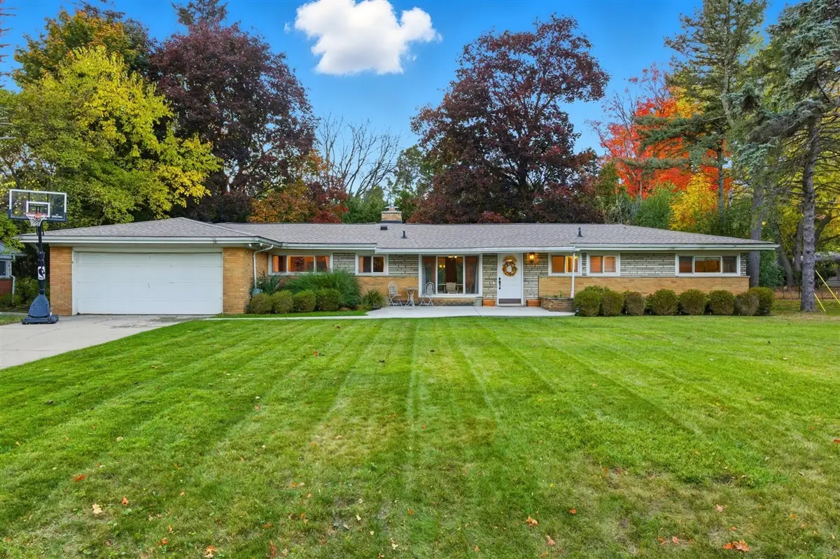32411 Tareyton, Farmington Hills, MI 48334 - Image #1