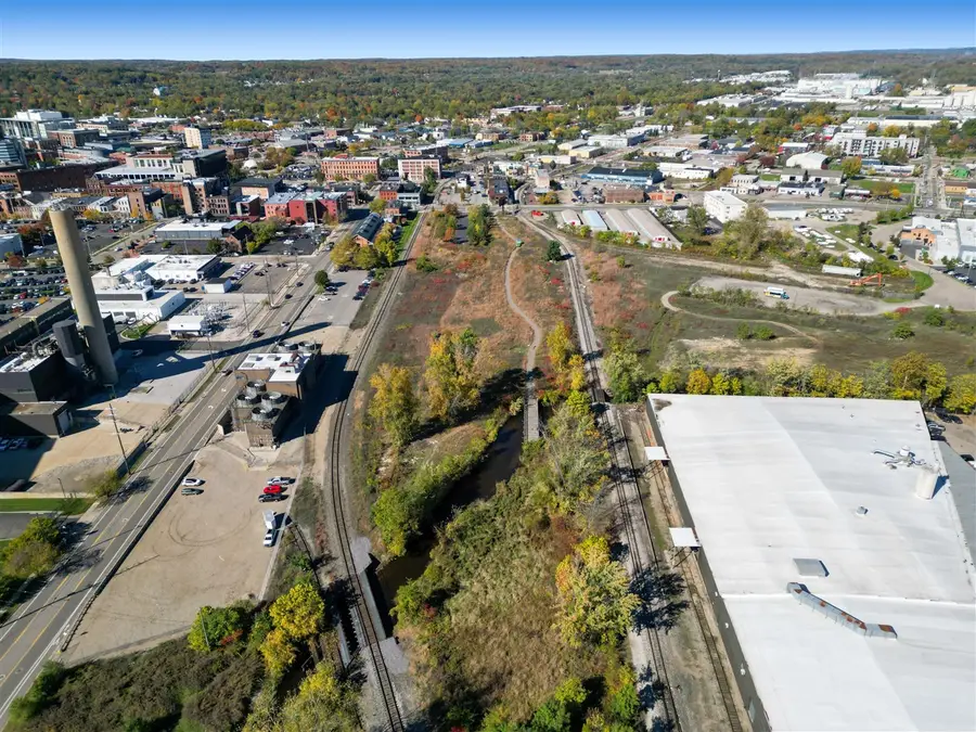 426 E Michigan, Kalamazoo, MI 49007 - #3