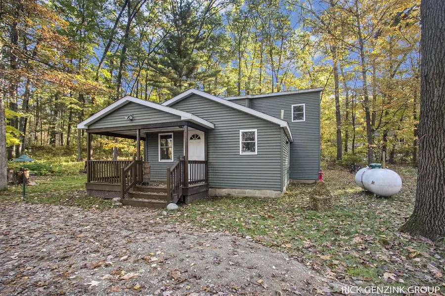 955 54th, Pullman, MI 49450 - #3