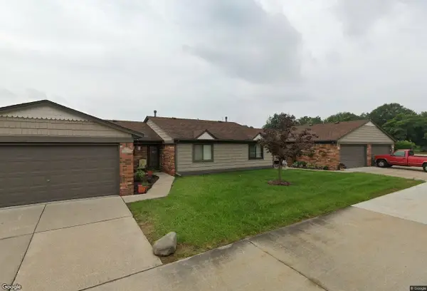8688 Villa Lane, Warren, MI 48093