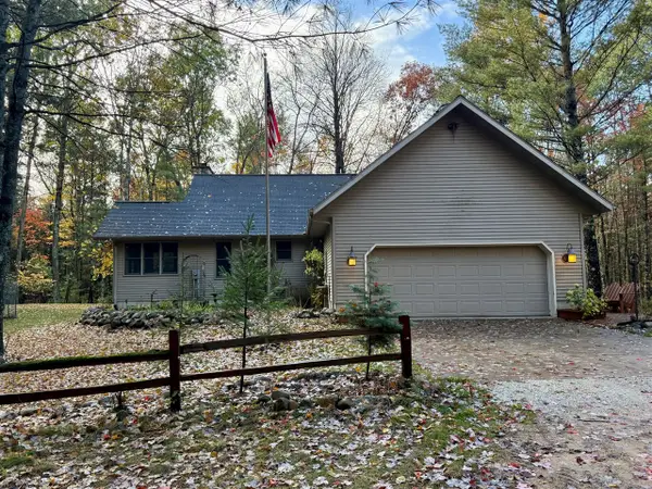 3973 E Creek Wood, Chase, MI 49623