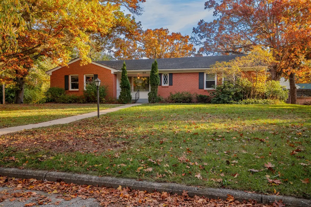 610 Birchwood, Lowell, MI 49331 - Image #1