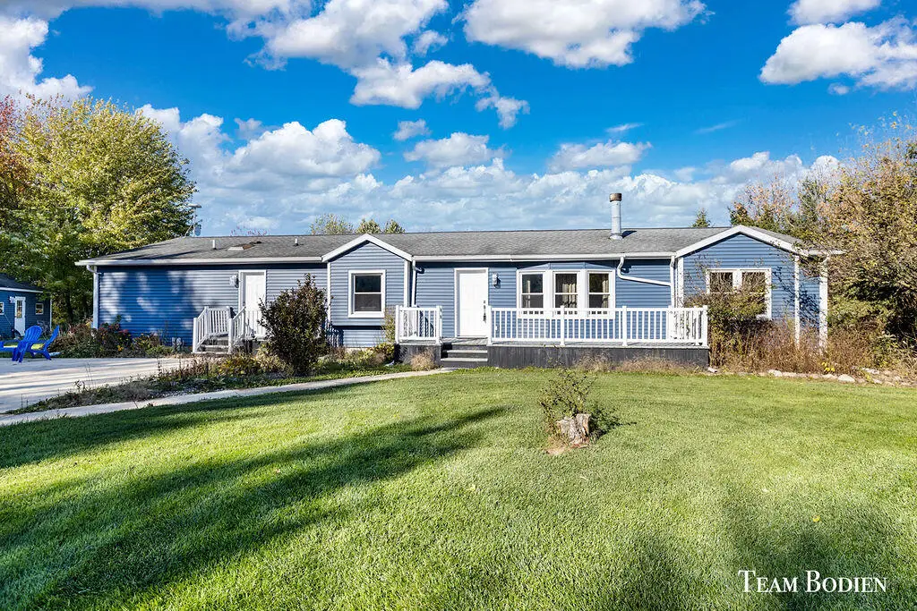 13132 Jackson, Lake Odessa, MI 48849 - #1