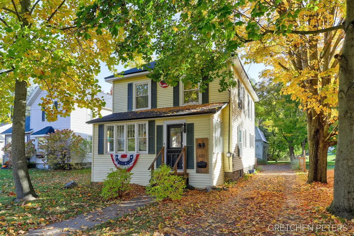 621 S Main, Wayland, MI 49348 - #1