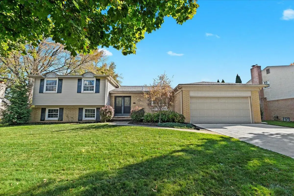 17460 Park, Livonia, MI 48152 - #1