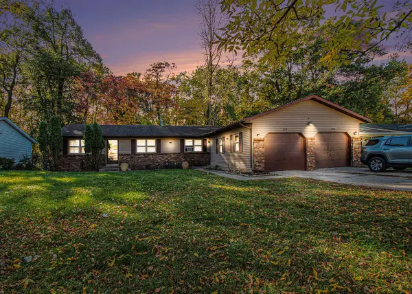 2130-2132 Shangrai-la, Grand Rapids, MI 49508