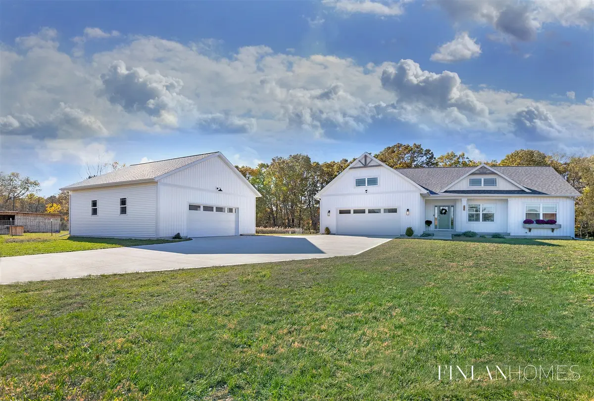 2845 Montcalm, Lowell, MI 49331 - #1