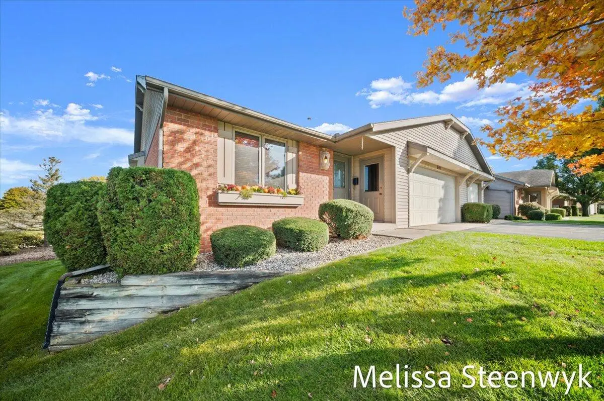 241 Interlaken, Zeeland, MI 49464 - Image #1