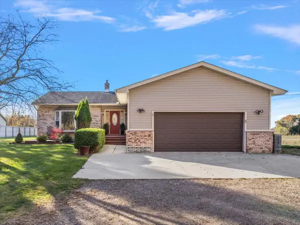 3060 Budd, Stockbridge, MI 49285