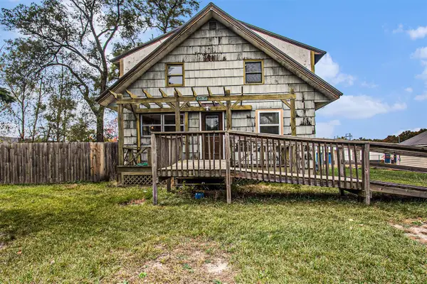 3056 E Apple, Muskegon, MI 49442