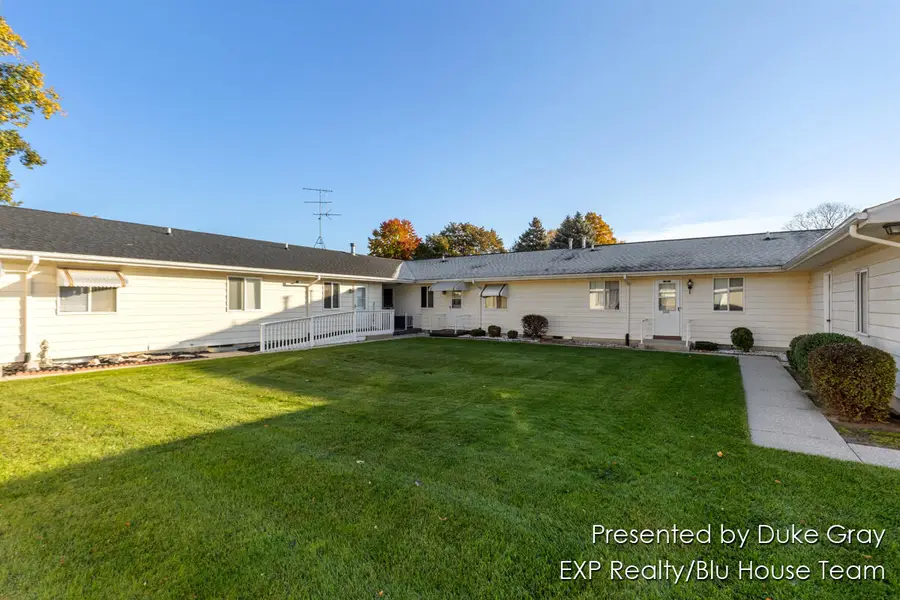 5671 Leisure S, Grand Rapids, MI 49548 - Image #3