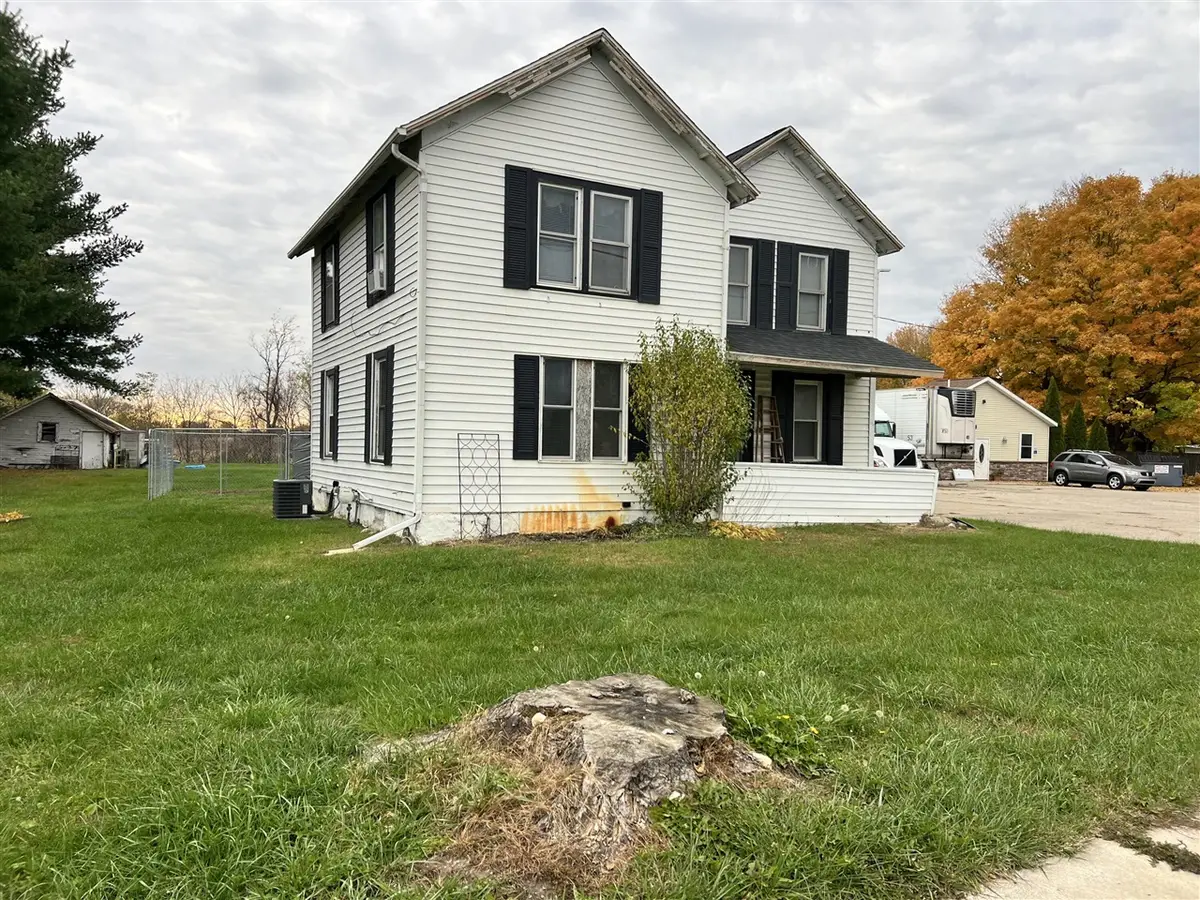 560 S Grand, Schoolcraft, MI 49087 - #1