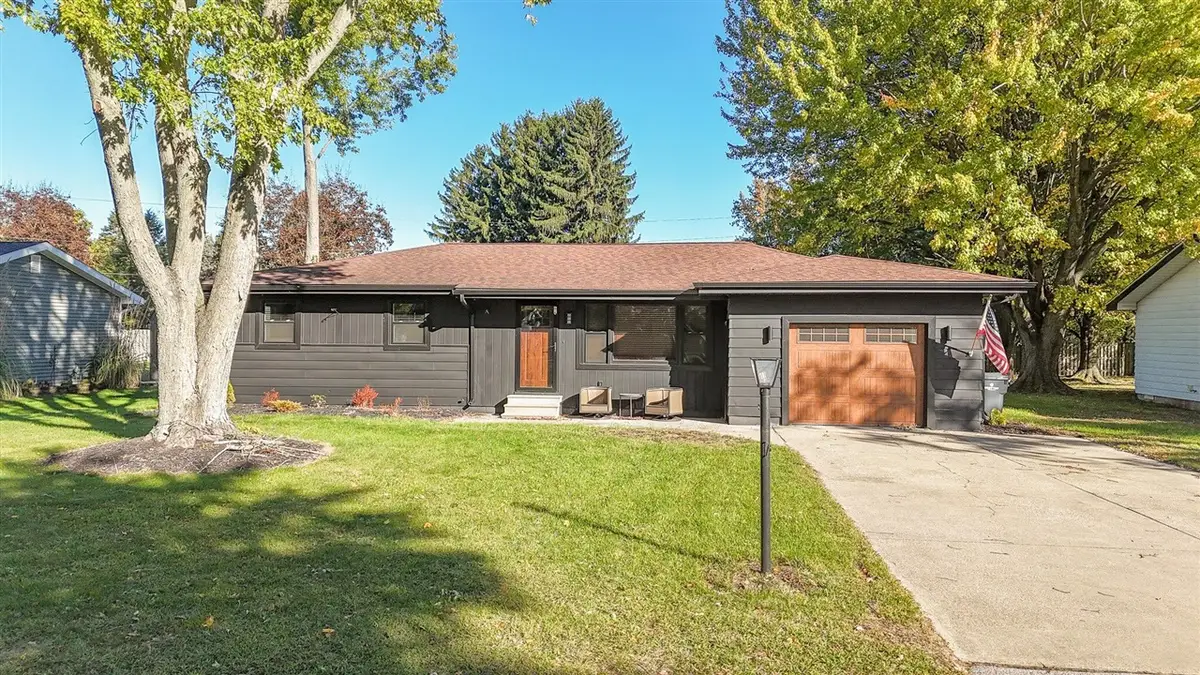 1757 N Sierra, Stevensville, MI 49127 - #1