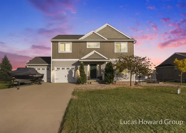 4655 Paris Ridge, Caledonia, MI 49316