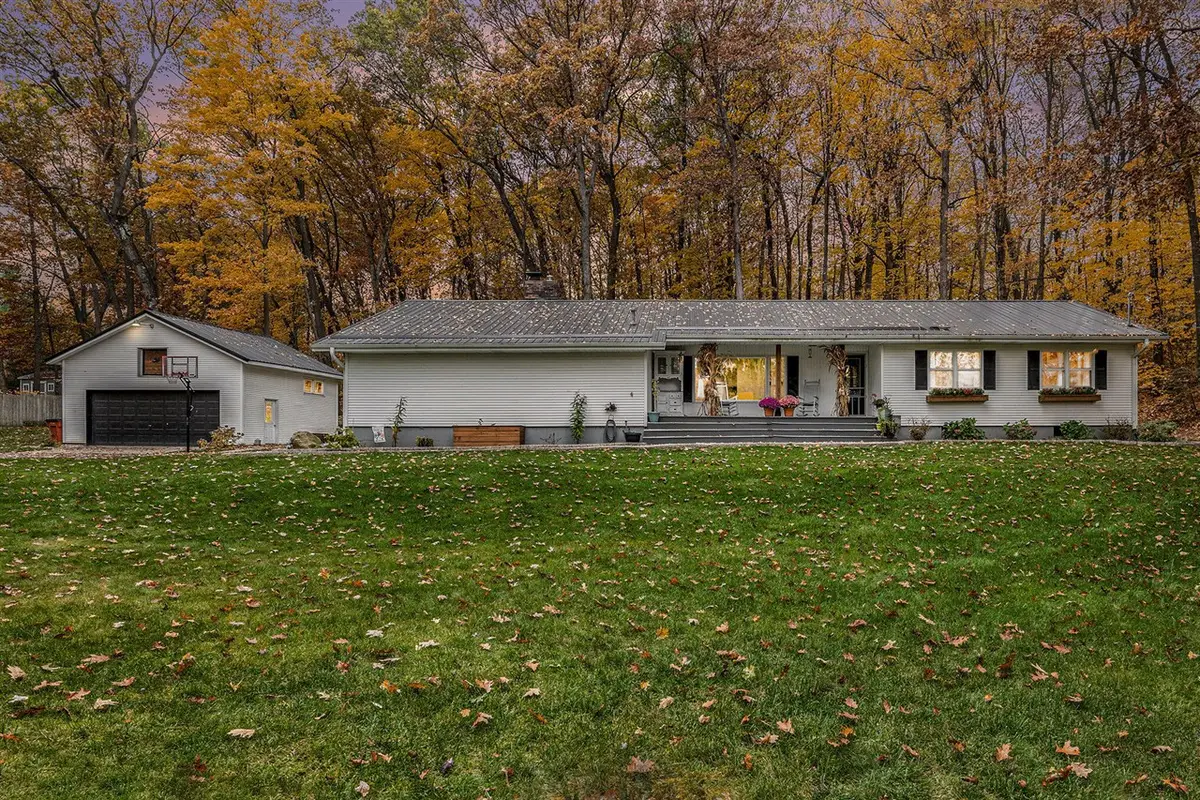 8825 Algoma, Rockford, MI 49341 - #1