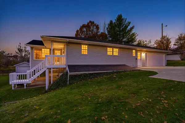 178 40th, Allegan, MI 49010