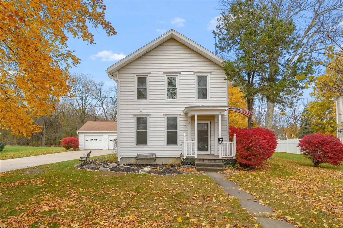 315 E Hughes, Marshall, MI 49068 - #1