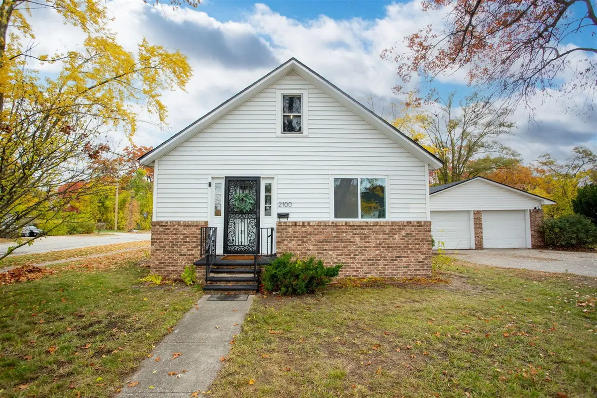 2100 Reynolds, Muskegon, MI 49444 - #1