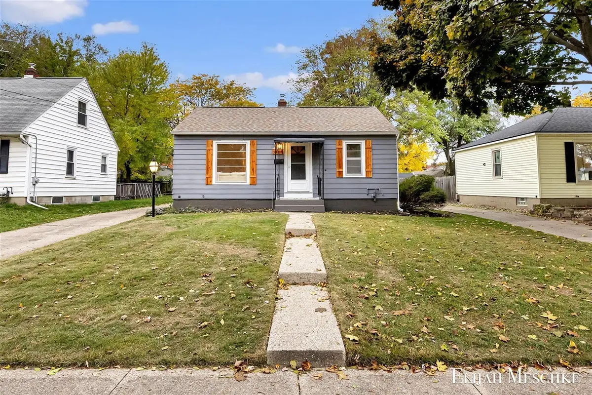 3241 Birchwood, Wyoming, MI 49548 - #1